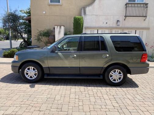 2004 Ford Expedition XLT