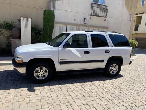 2002 Chevrolet Tahoe LS