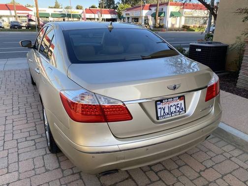 2010 Hyundai Genesis 4.6