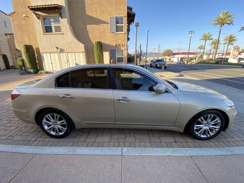 2010 Hyundai Genesis 4.6