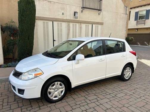2012 Nissan Versa 1.8 S