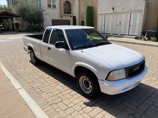 2003 GMC Sonoma SL