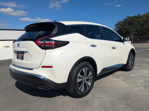 2022 Nissan Murano S