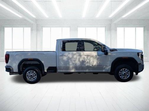 2026 GMC Sierra 2500 SLE