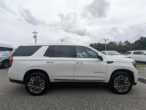 2023 GMC Yukon Denali Ultimate