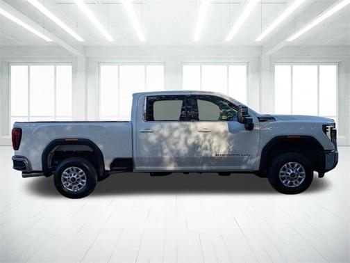 2026 GMC Sierra 2500 SLE