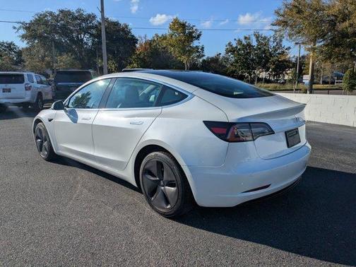2020 Tesla Model 3 Standard Range Plus