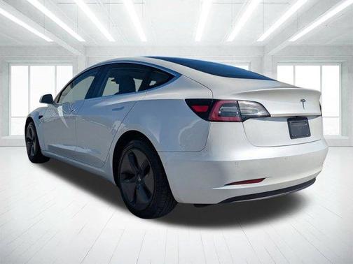 2020 Tesla Model 3 Standard Range Plus