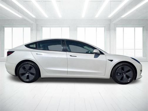 2022 Tesla Model 3 Base