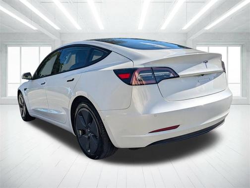 2022 Tesla Model 3 Base