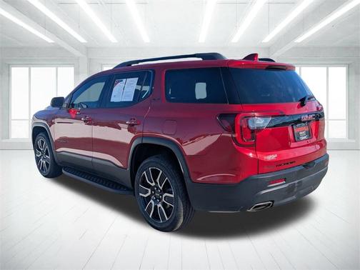 2021 GMC Acadia SLT