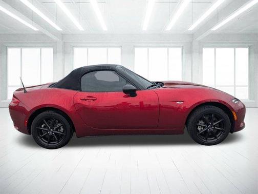 2024 Mazda MX-5 Miata Sport