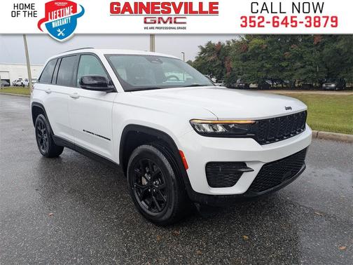 2024 Jeep Grand Cherokee Laredo