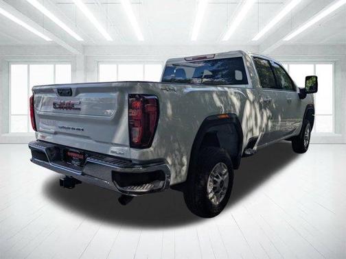 2026 GMC Sierra 2500 SLE