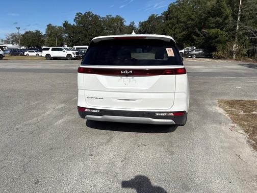 2022 Kia Carnival LXS