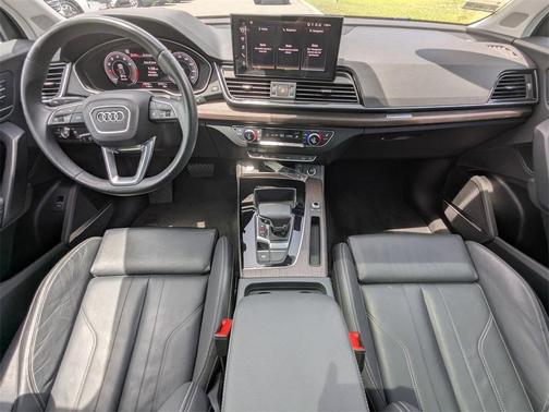 2024 Audi Q5 45 S line quattro Premium