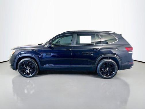 2022 Volkswagen Atlas 2.0T SE w/Technology