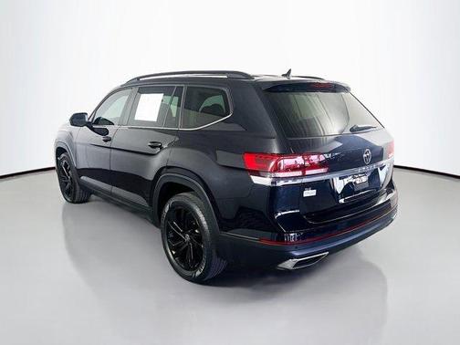 2022 Volkswagen Atlas 2.0T SE w/Technology