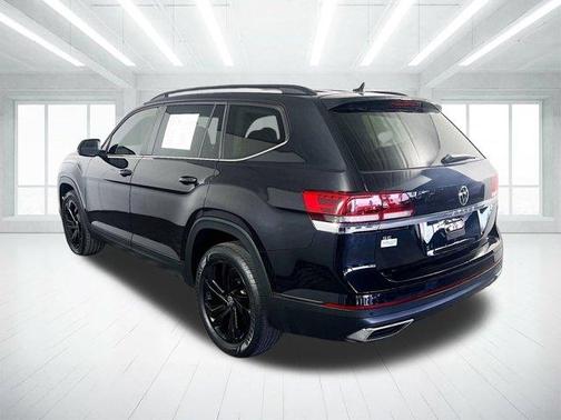 2022 Volkswagen Atlas 2.0T SE w/Technology