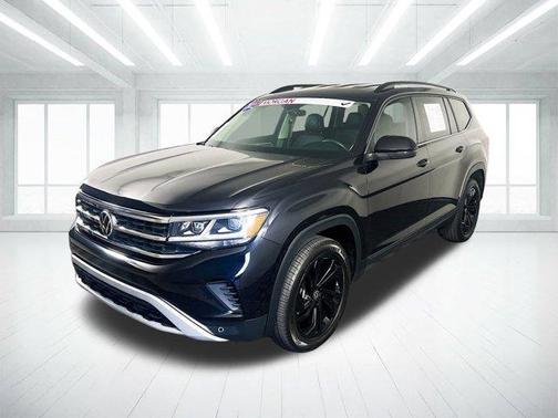 2022 Volkswagen Atlas 2.0T SE w/Technology