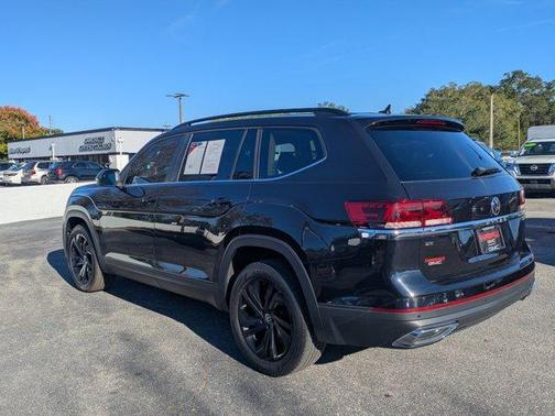 2022 Volkswagen Atlas 2.0T SE w/Technology