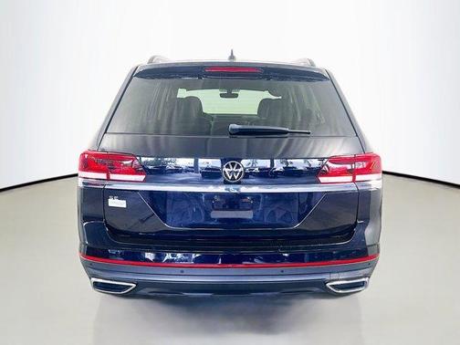 2022 Volkswagen Atlas 2.0T SE w/Technology