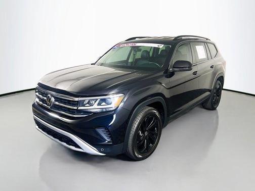 2022 Volkswagen Atlas 2.0T SE w/Technology