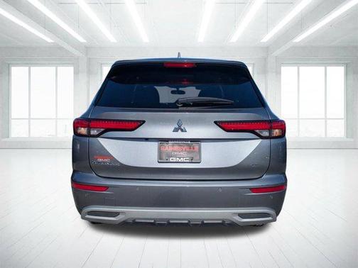 2024 Mitsubishi Outlander SE Black Edition