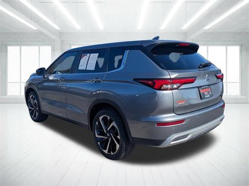 2024 Mitsubishi Outlander SE Black Edition