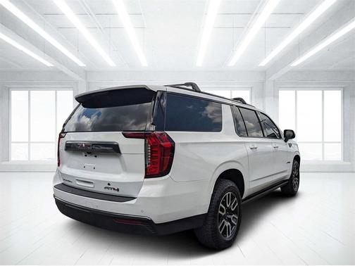 2023 GMC Yukon XL AT4