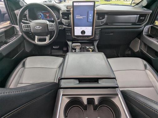 2023 Ford F-150 Lightning LARIAT