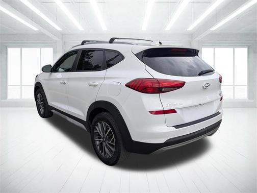 2021 Hyundai TUCSON SEL