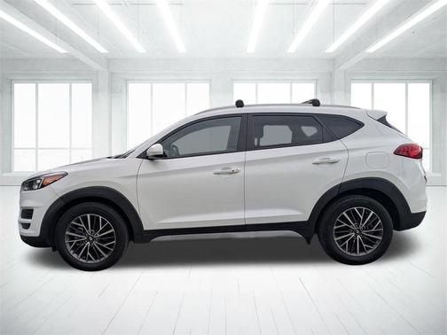 2021 Hyundai TUCSON SEL