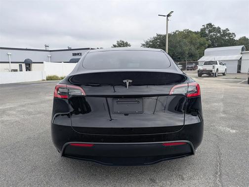 2021 Tesla Model Y Standard Range