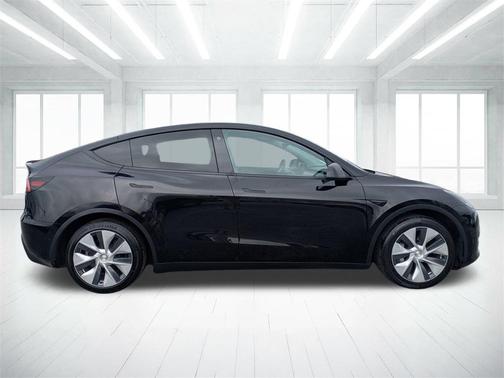 2021 Tesla Model Y Standard Range