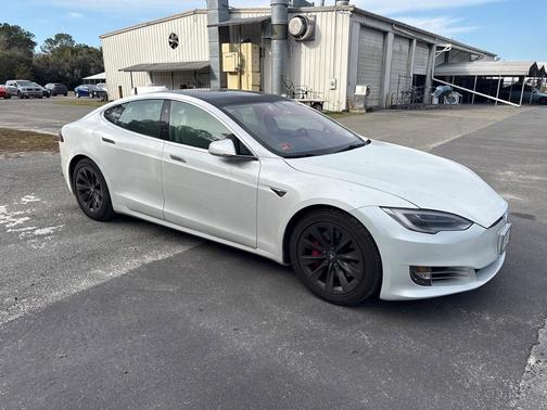 2019 Tesla Model S Performance