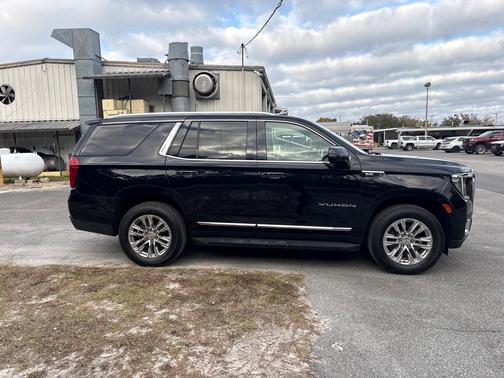 2021 GMC Yukon SLT