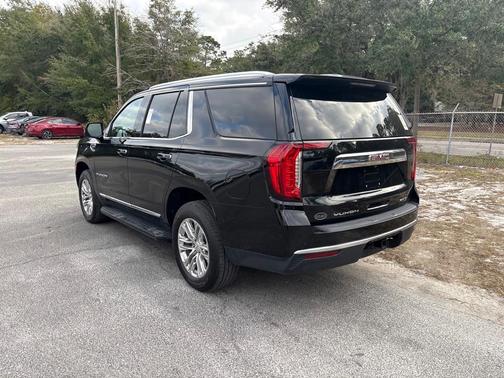 2021 GMC Yukon SLT