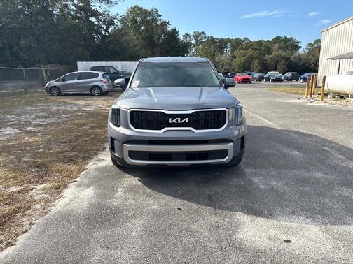 2024 Kia Telluride LX