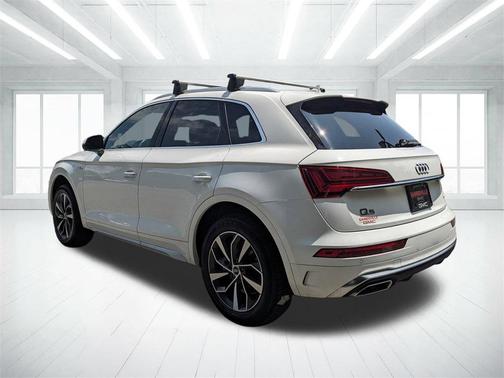 2023 Audi Q5 45 S line Premium Plus