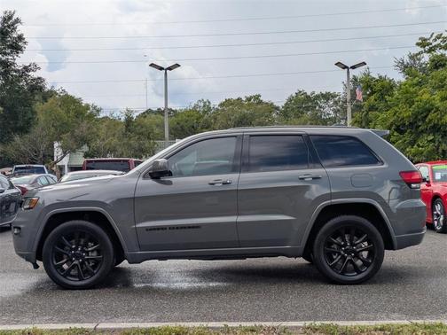 2021 Jeep Grand Cherokee Laredo X