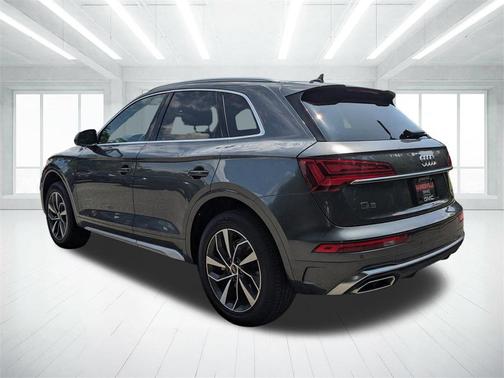 2023 Audi Q5 45 S line Premium Plus