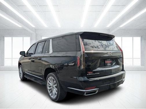 2023 Cadillac Escalade ESV Luxury