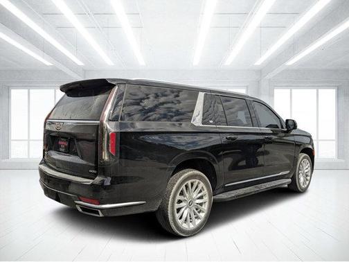 2023 Cadillac Escalade ESV Luxury