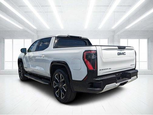 2025 GMC Sierra EV Denali
