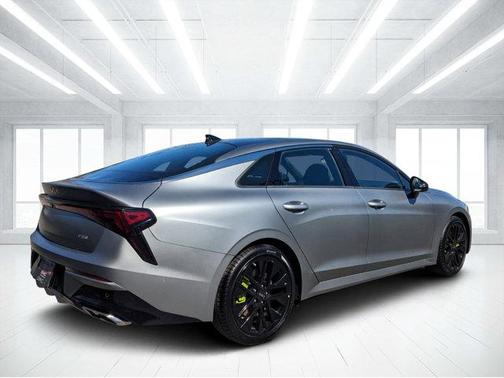 2025 Kia K5 GT