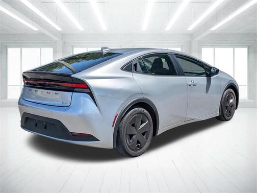 2023 Toyota Prius LE