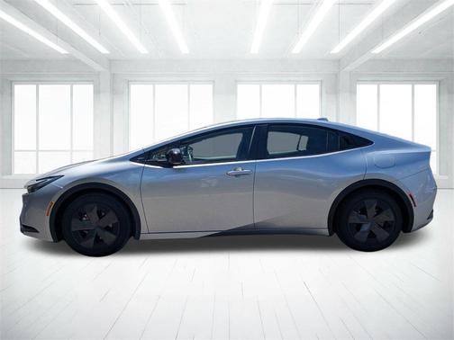 2023 Toyota Prius LE