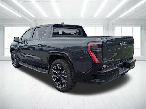 2025 GMC Sierra EV Denali