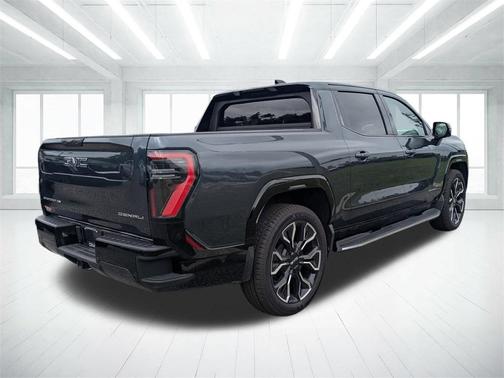 2025 GMC Sierra EV Denali